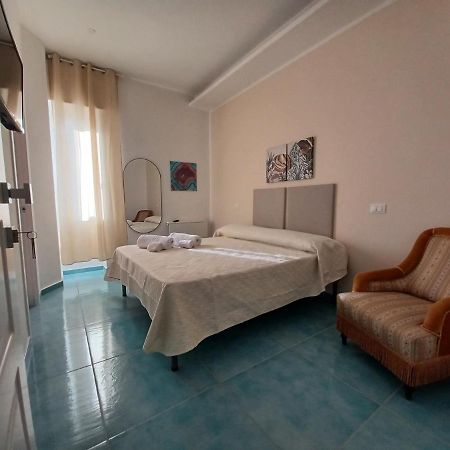 B&B Due Stanzulelle Salerno Exterior foto
