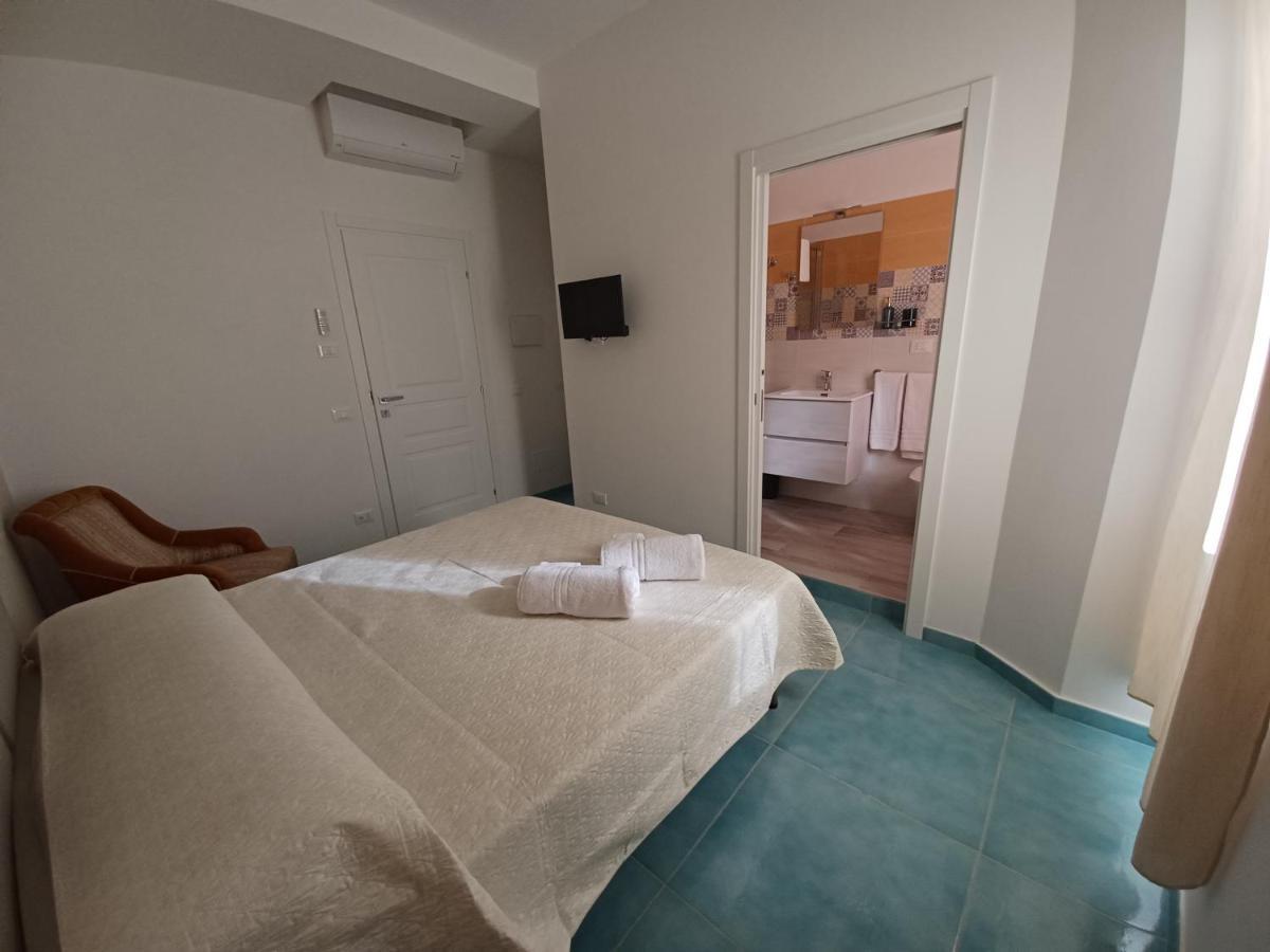 B&B Due Stanzulelle Salerno Exterior foto