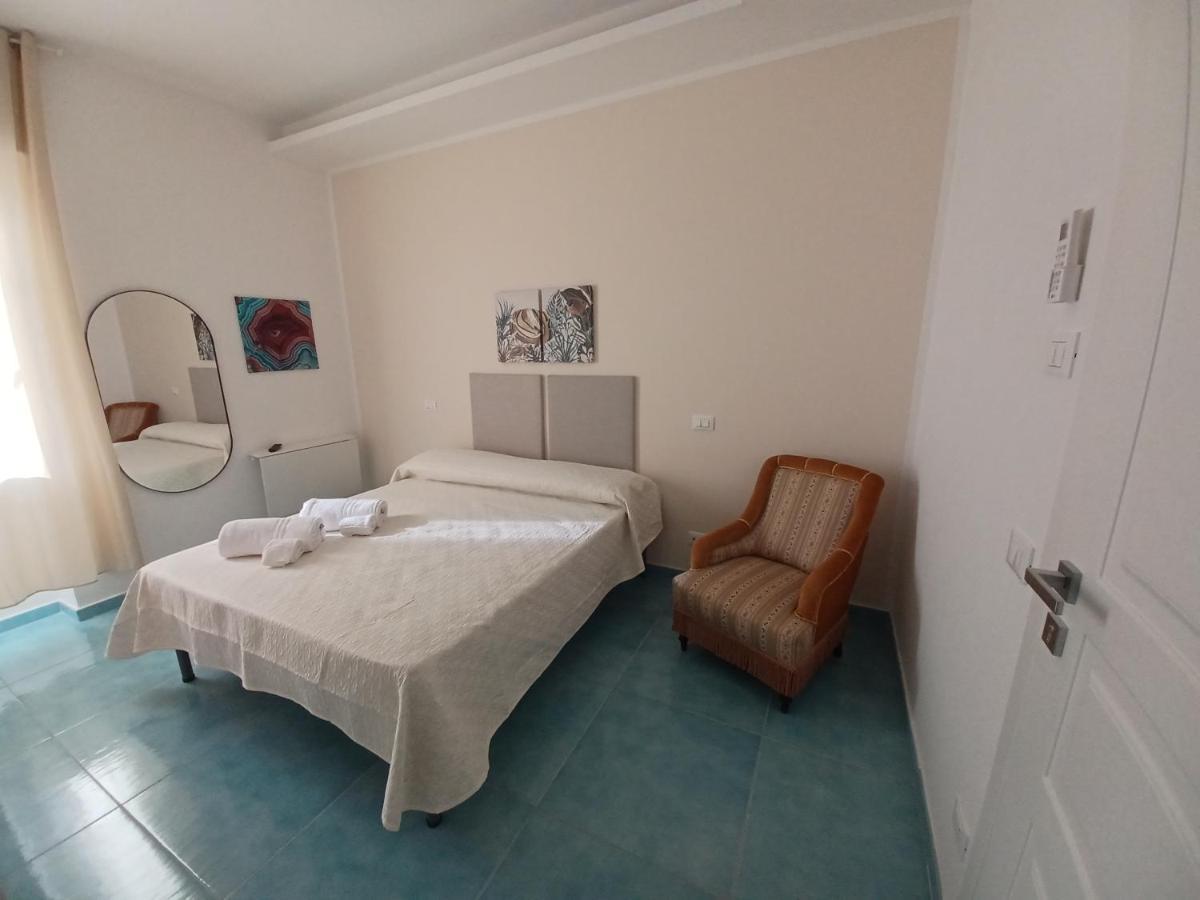 B&B Due Stanzulelle Salerno Exterior foto